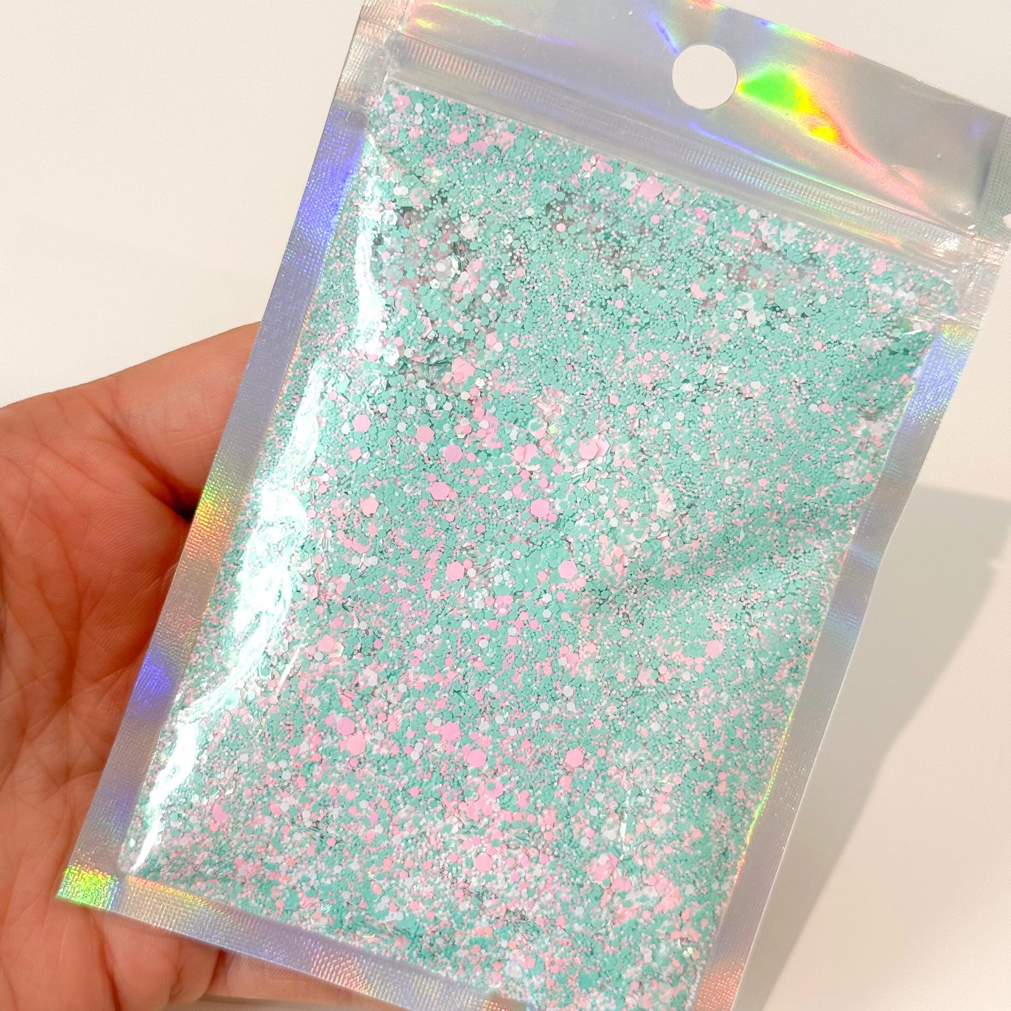 Willow Glitter Tag